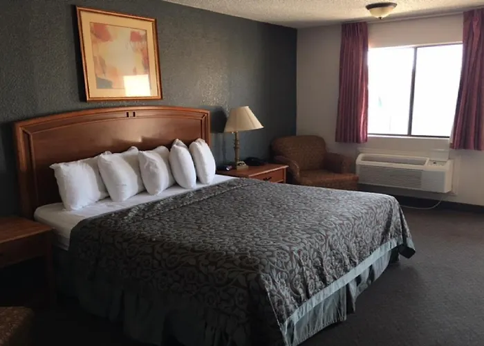 Hebbronville Executive Inn